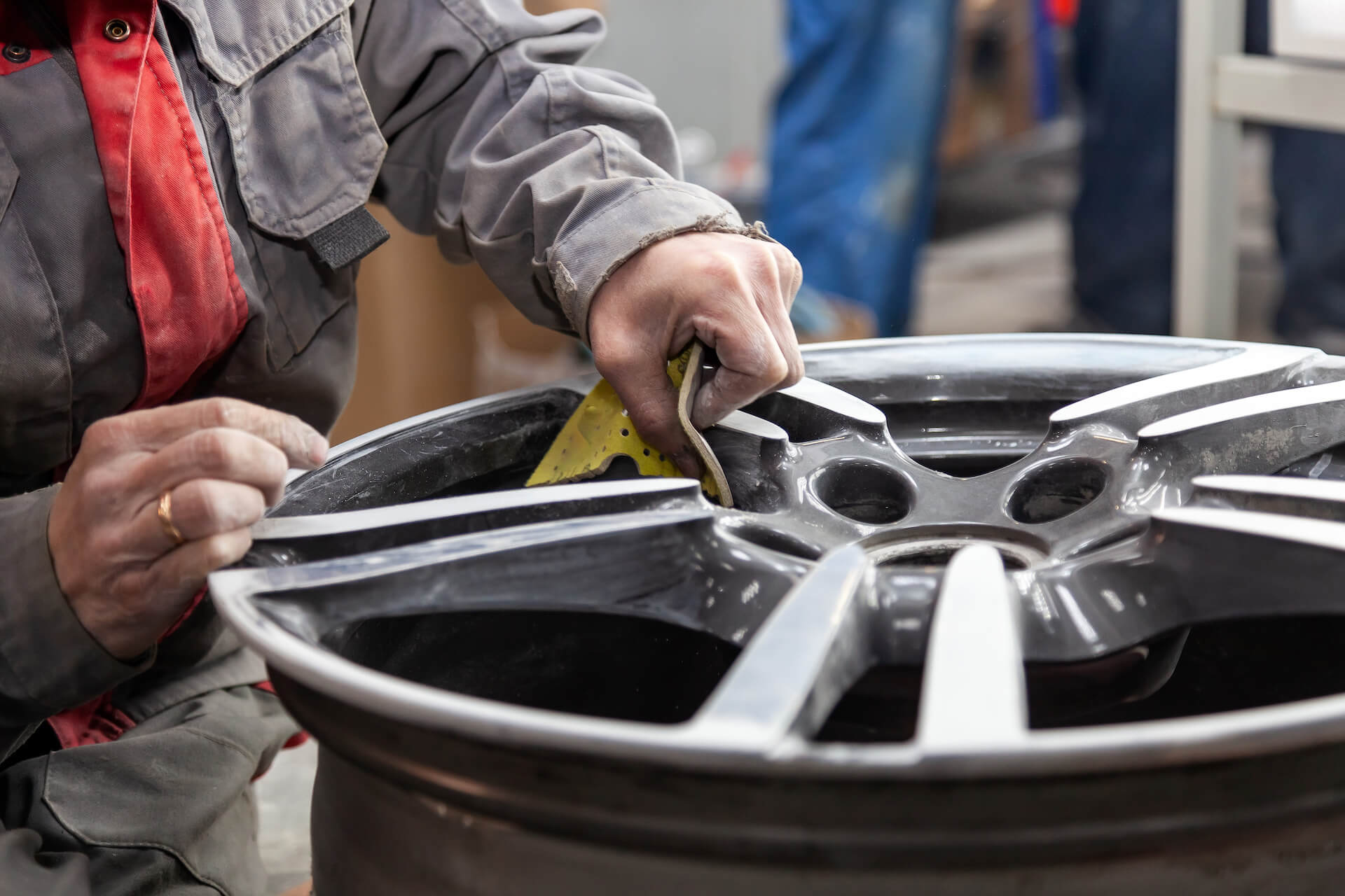 Spritzwerk & Lackiererei - Auto Richner AG - Verkaufsfiliale in Arbon & Aadorf | Carrosserie & Werkstatt in Steinach 8