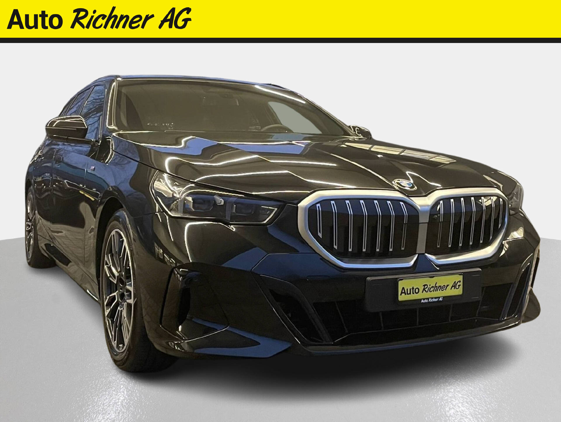BMW 520d xDrive Touring - Auto Richner AG - Verkaufsfiliale in Arbon | Carrosserie & Werkstatt in Steinach