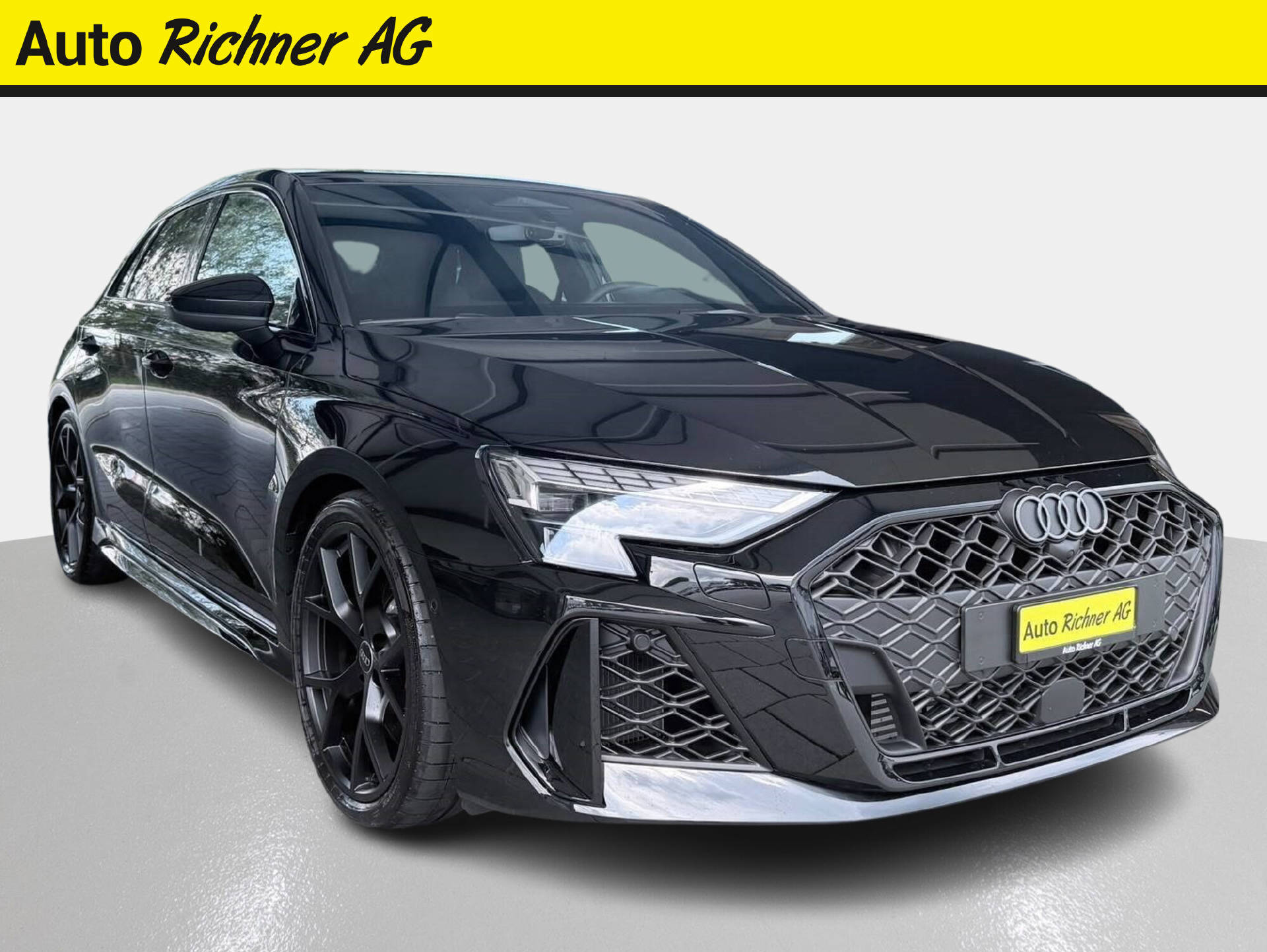 AUDI RS3 Sportback 2.5 TFSI quattro S-Tronic - Auto Richner AG - Verkaufsfiliale in Arbon | Carrosserie & Werkstatt in Steinach