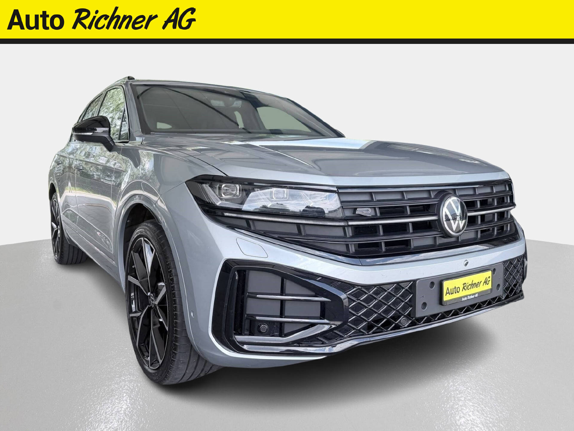 VW Touareg 3.0 V6 TDI 286 R-Line - Auto Richner AG - Verkaufsfiliale in Arbon | Carrosserie & Werkstatt in Steinach