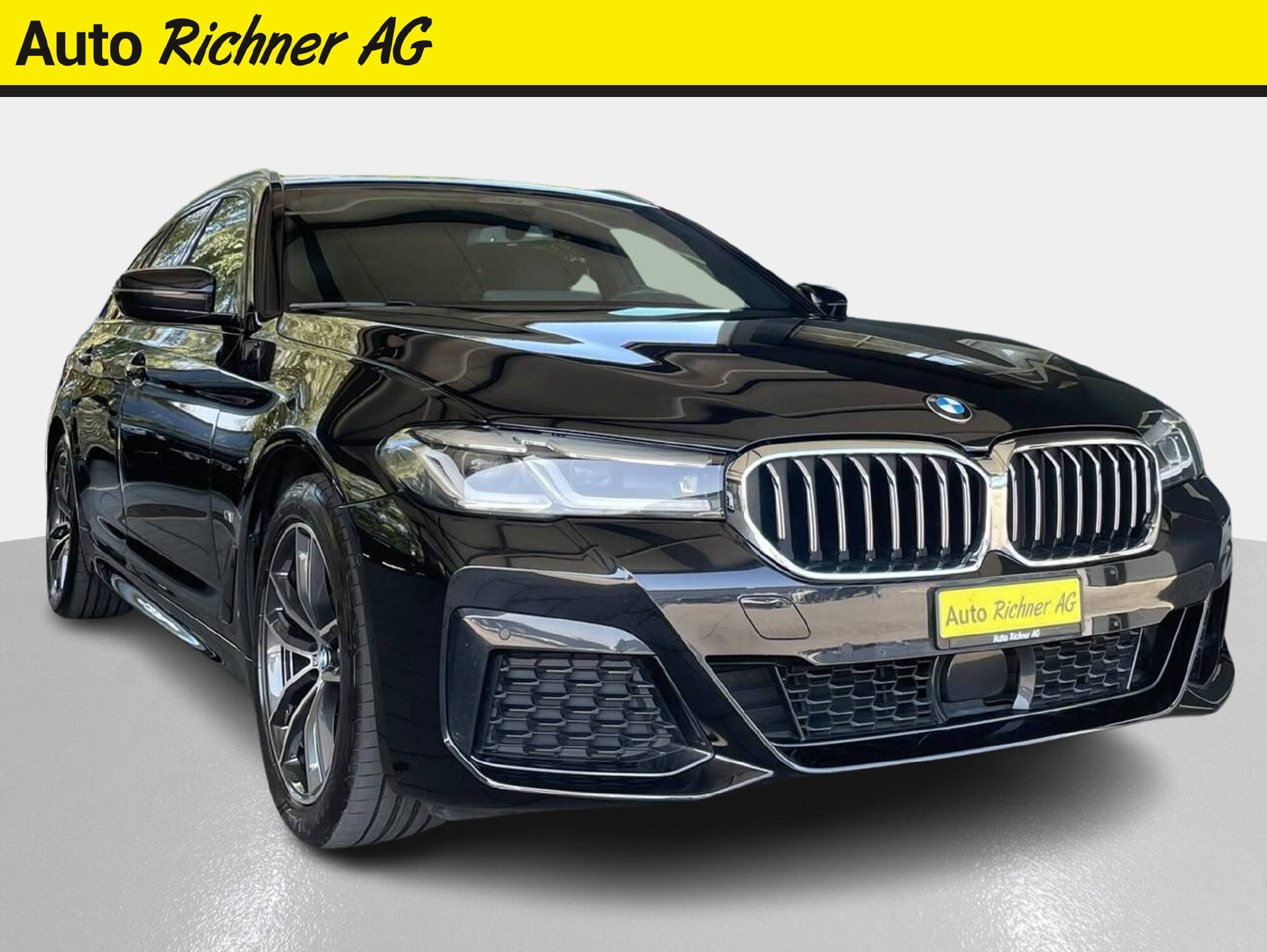 BMW 520d xDrive paddles Touring - Auto Richner AG - Verkaufsfiliale in Arbon | Carrosserie & Werkstatt in Steinach
